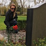 Why do you dream about the grave of a deceased relative?
